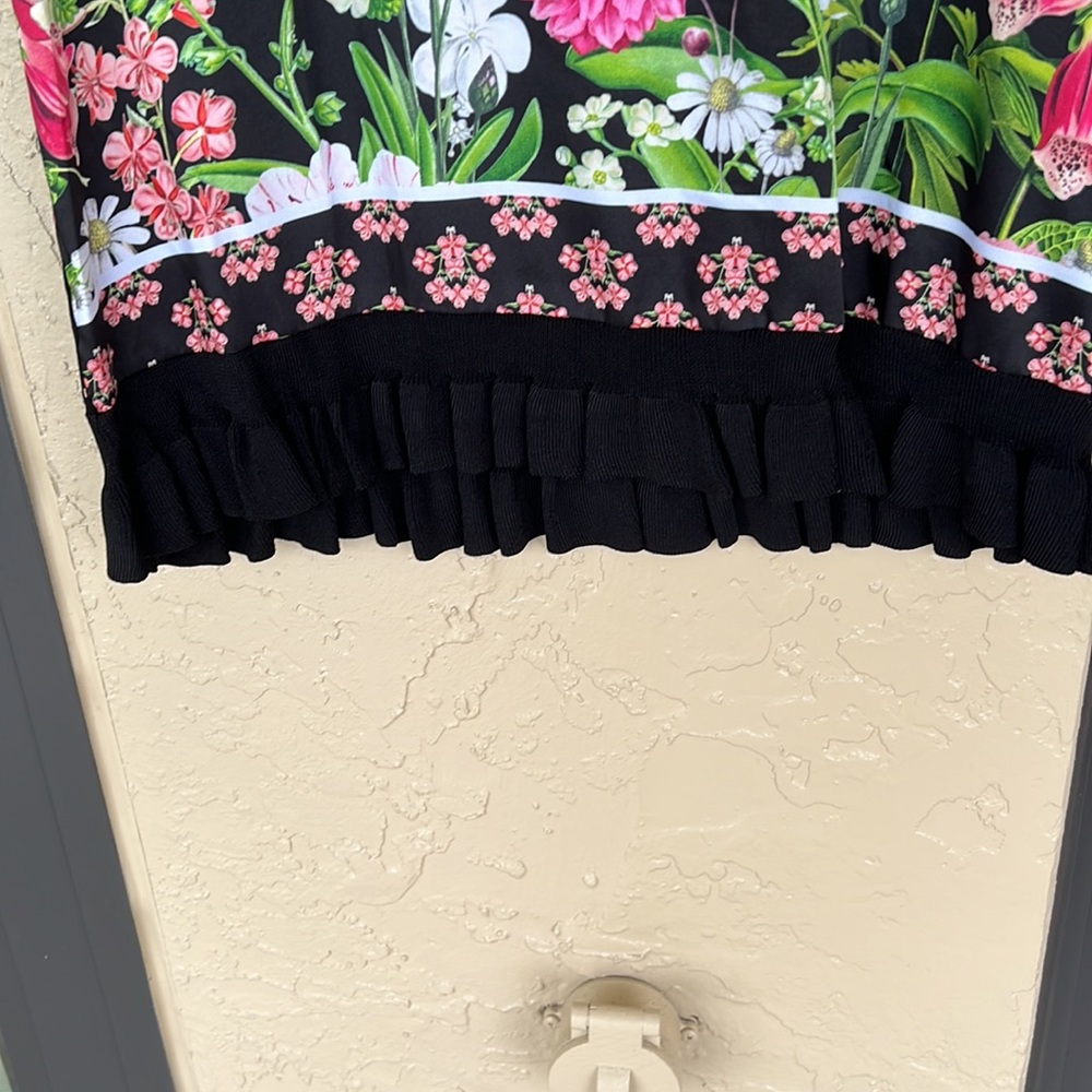 Ted baker, beautiful tunic top size 3, gently worn, single thread pull in back, - Picture 2 of 5